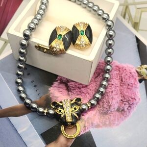 Vintage Kenneth Jay Lane Crystal Leopard Enamel Earrings & Pearl Necklace Set